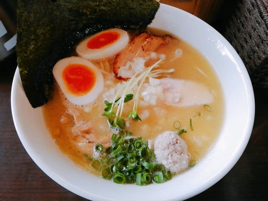 特製濃厚塩鶏そば
