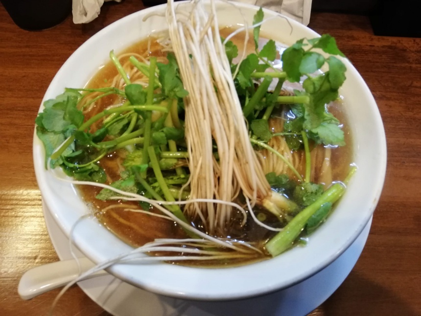 せり中華