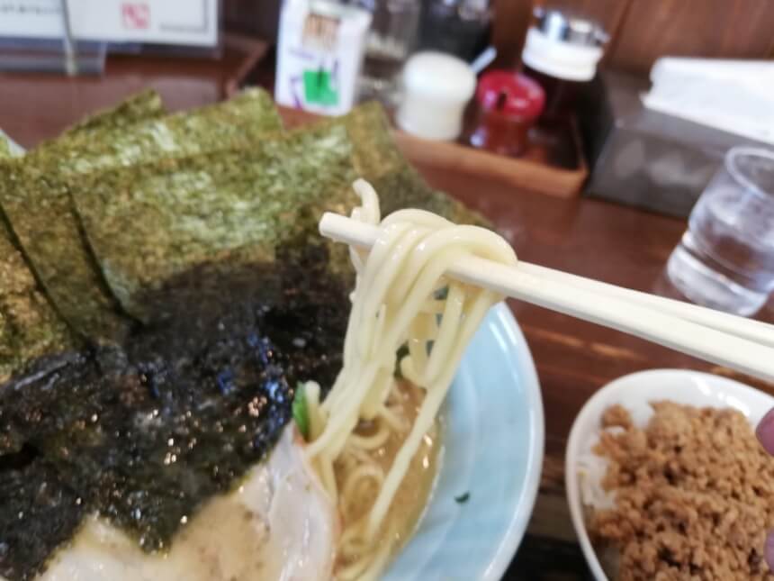 のりらーめんの麺