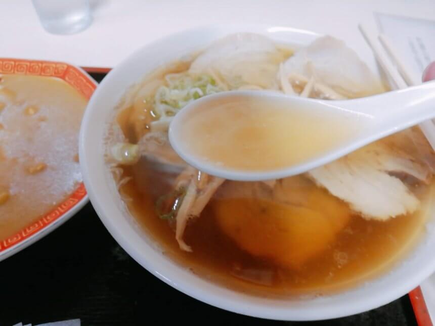 チャーシュー麺のスープ