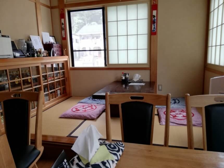 花水木の店内の様子