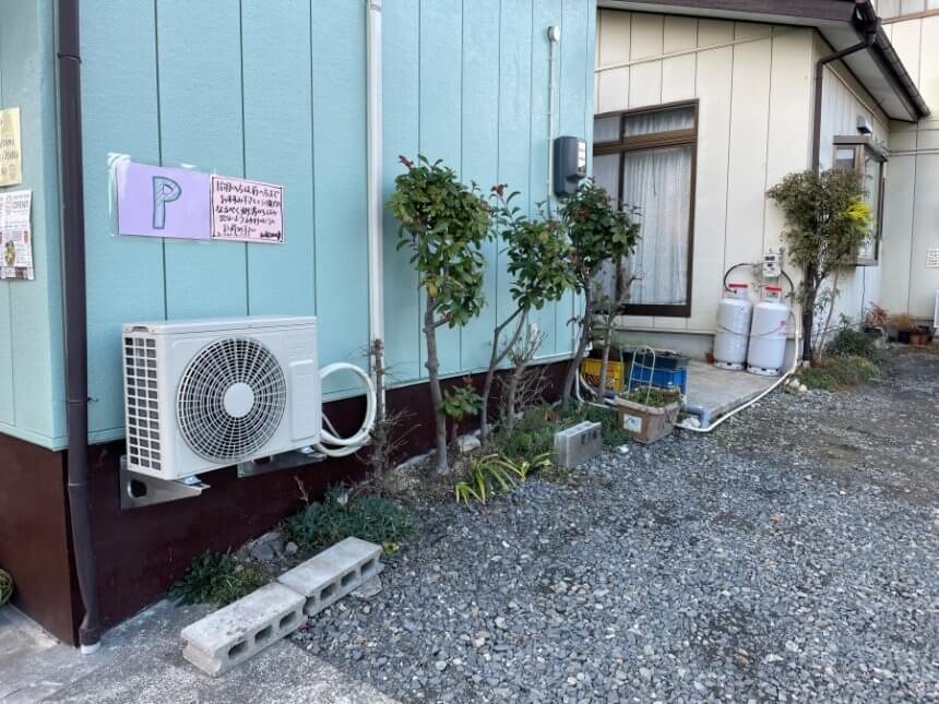和歌珈琲の駐車場