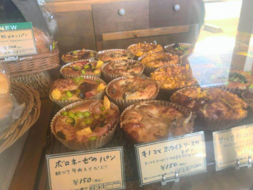 カカポベーカリーの惣菜パン