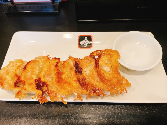 吟の餃子６個入り