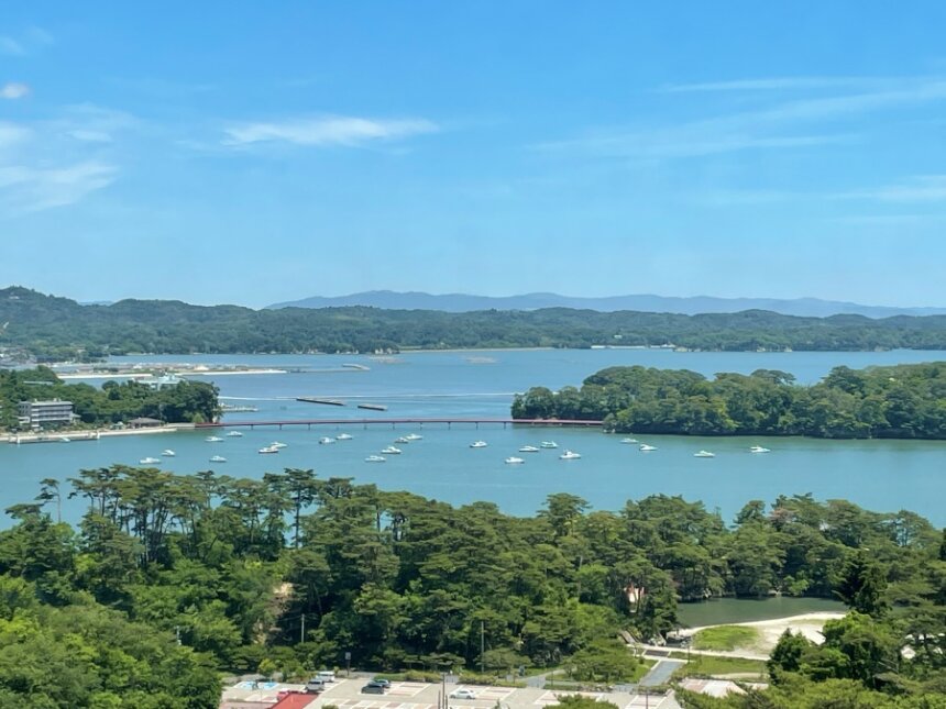 店内から見える福浦橋