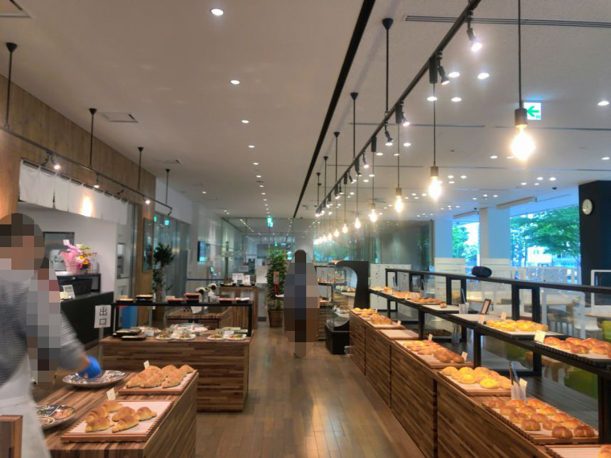 土樋パン製作所の店内