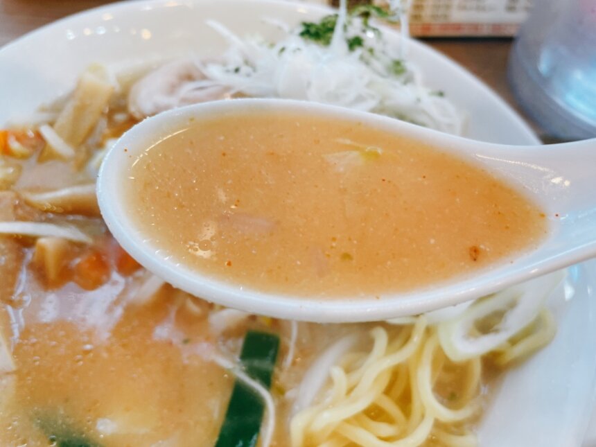 辛味噌ラーメンのスープ