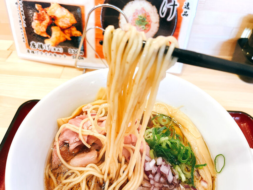 特製らぁ麺の麺