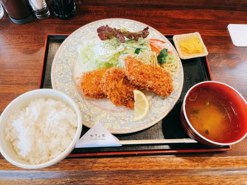 ヒレカツとポテトコロッケ定食