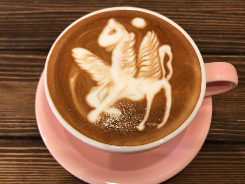 アートが美しいカフェラテ