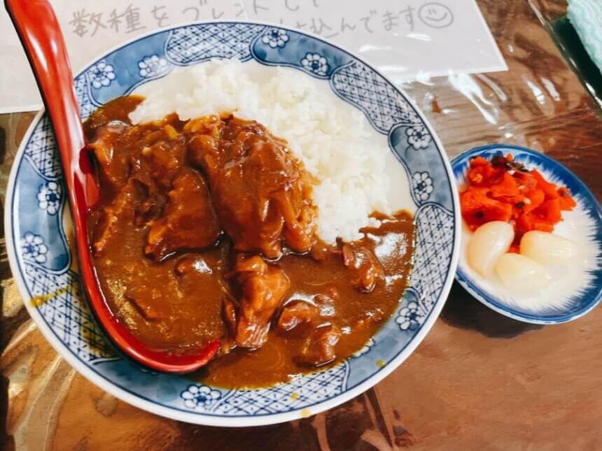ラーメン一慶の牛すじカレー