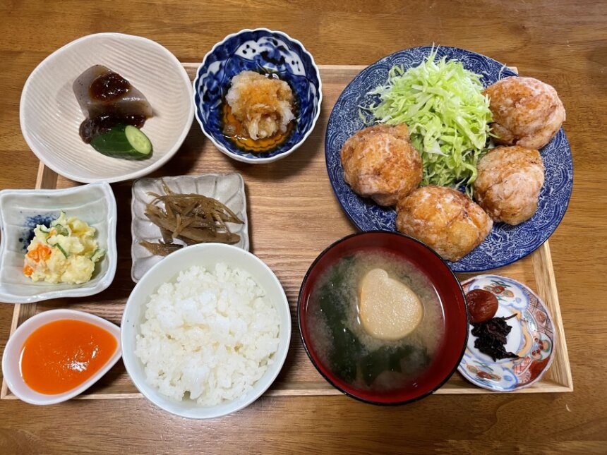 徳十郎屋の唐揚げ定食