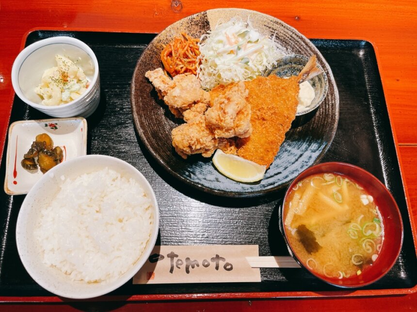 食の茶屋つくしのアジカラ定食