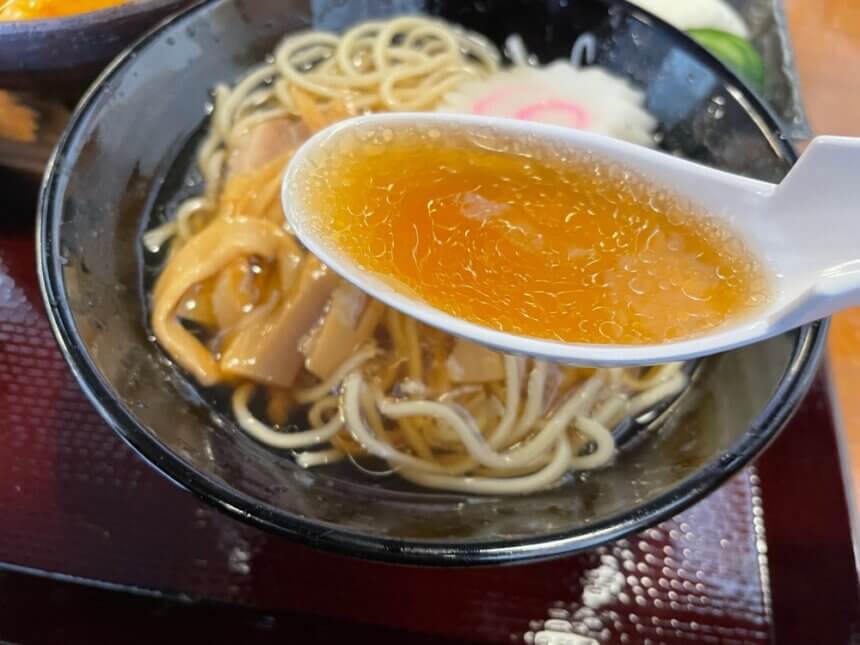 煮干し香るスープ