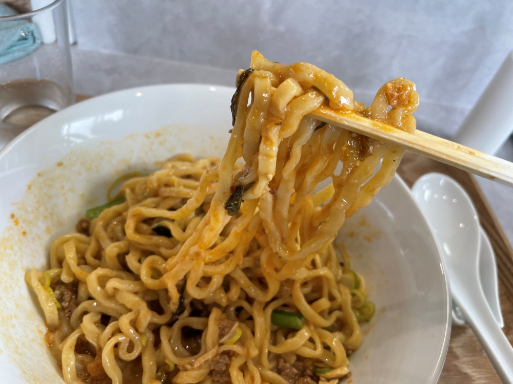 坦々まぜそばの麺