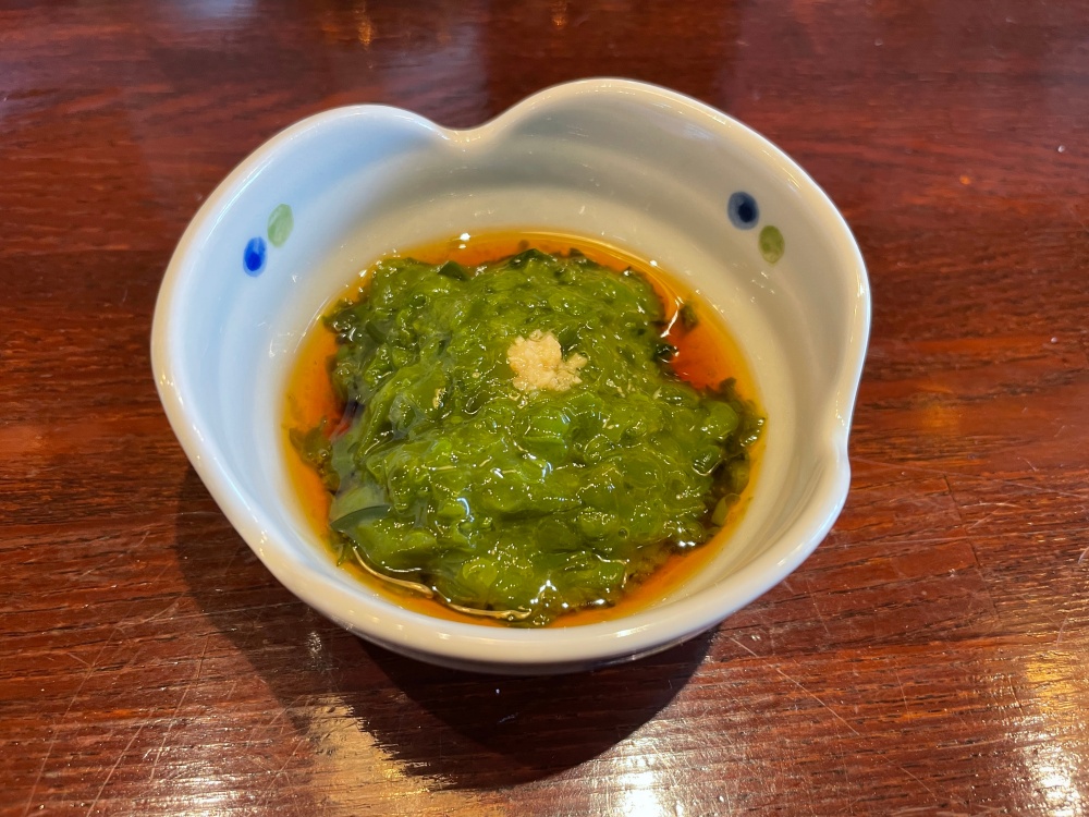 お通しのメカブ