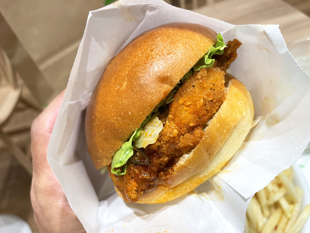 スパイシーチキンバーガー