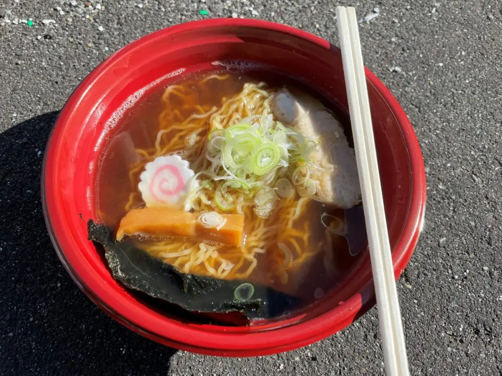 あらどっこいの醤油ラーメン