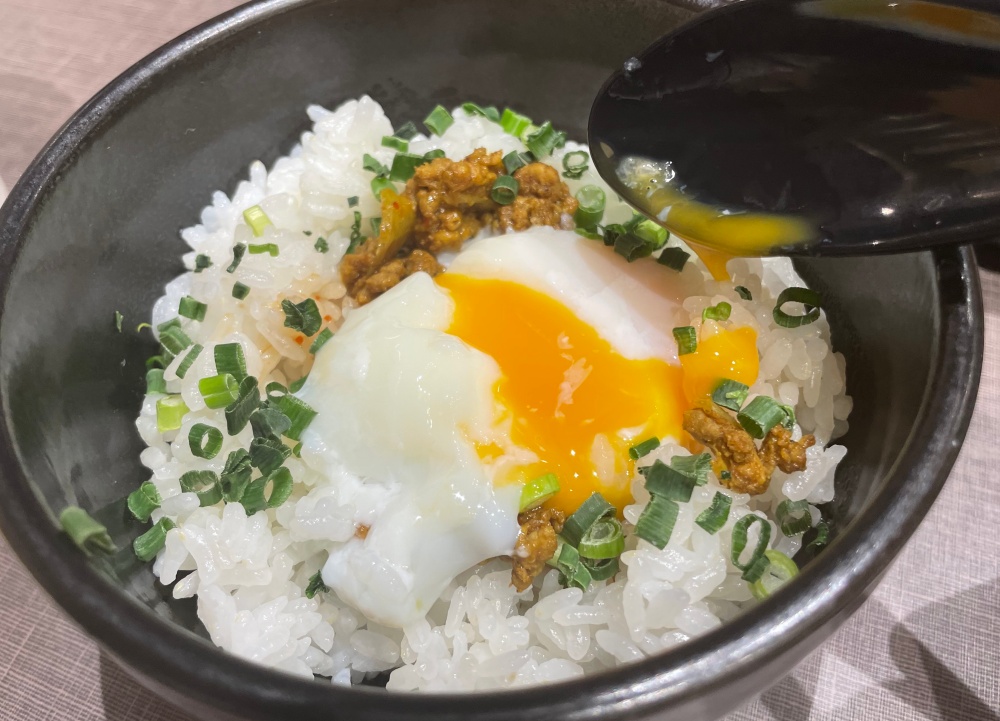 とろりとこぼれる卵