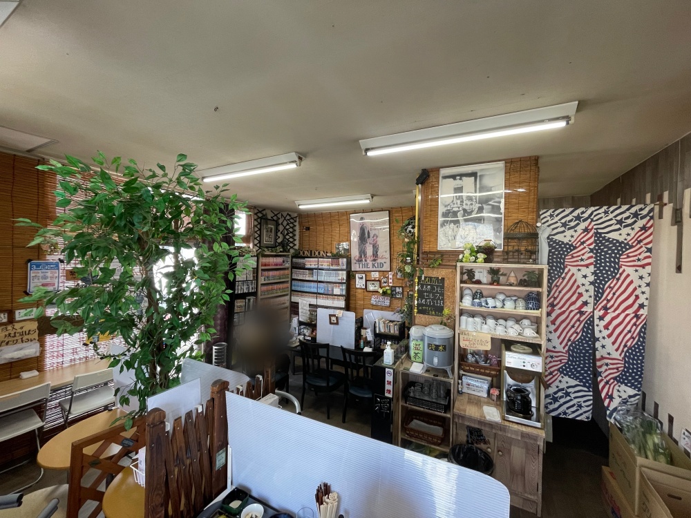 どんどん店内の様子1