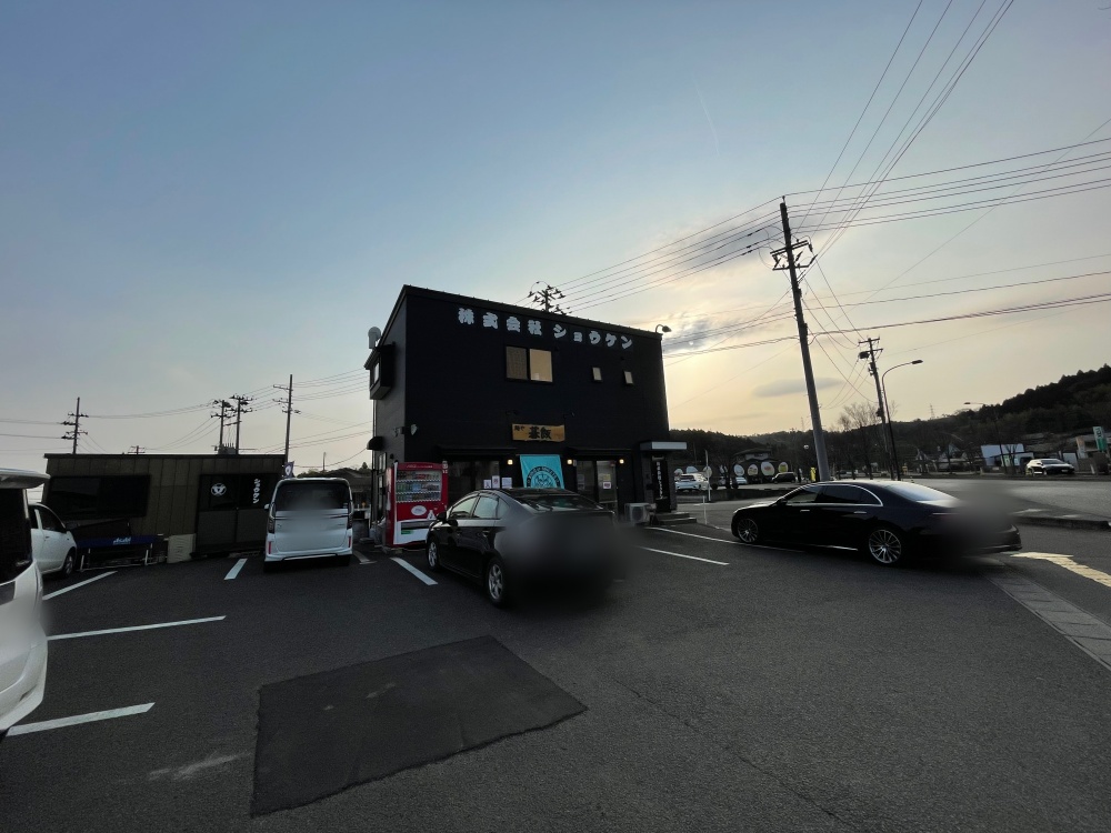 ドルチェクレープの駐車場