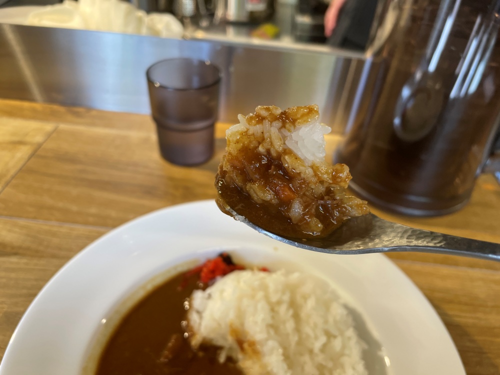 スパイスがしっかりしたカレー