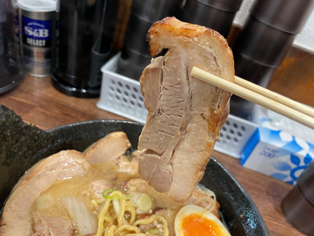 大きいチャーシュー