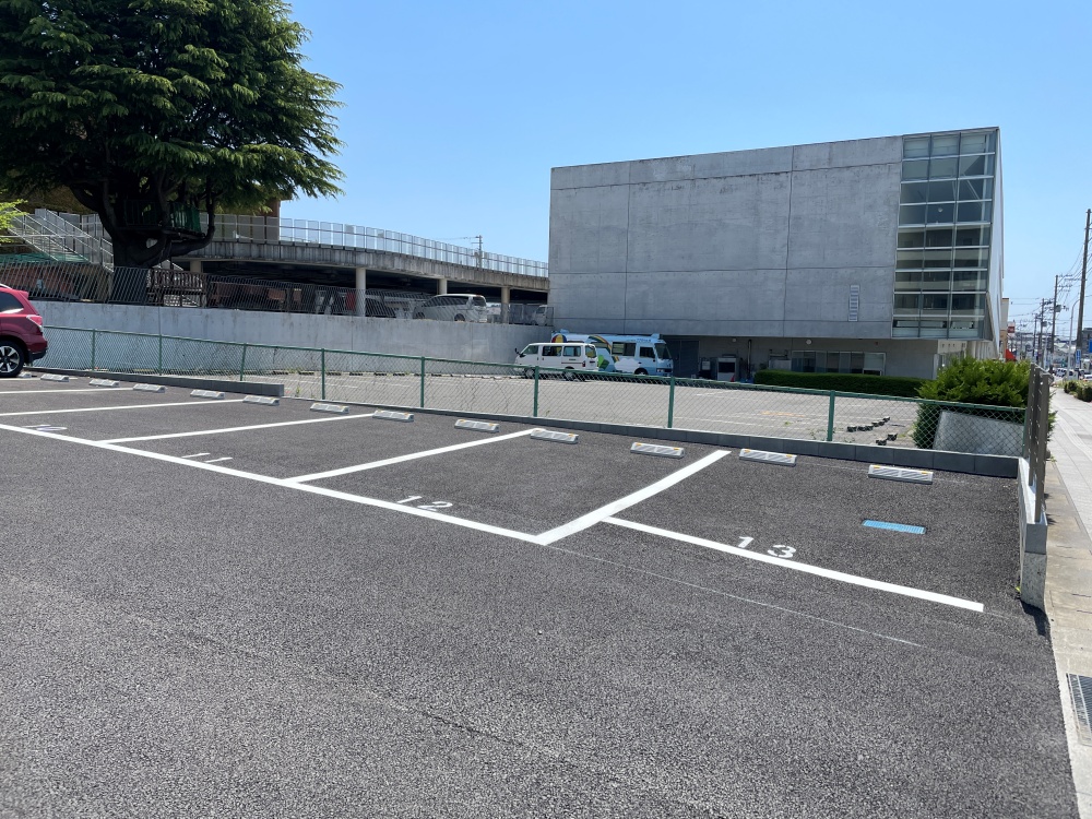 ごはん屋はれの駐車場