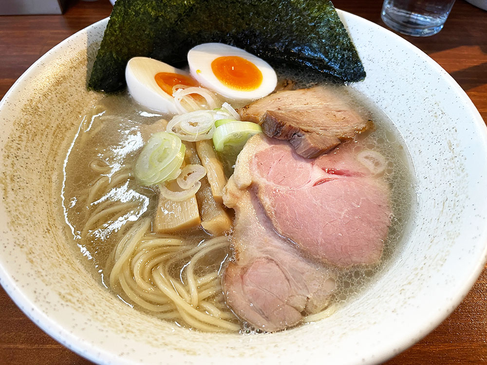 純粋とんこつラーメン