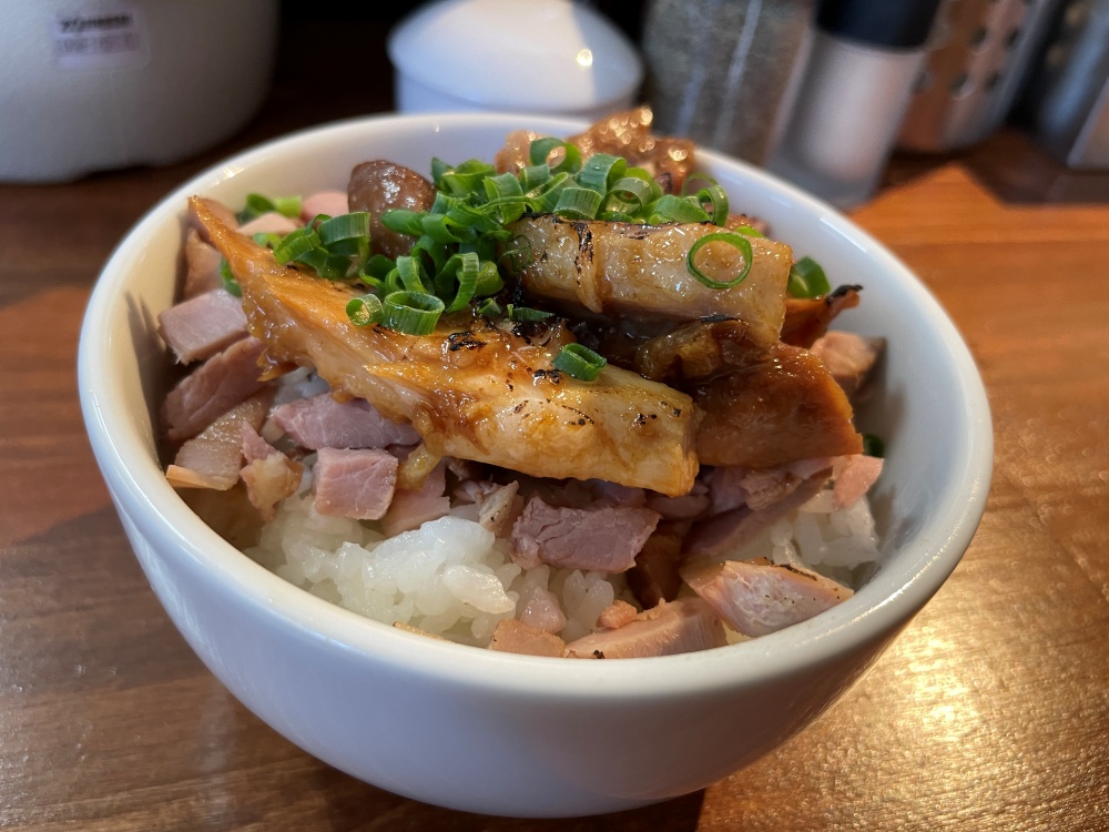 麺屋 真の豚飯