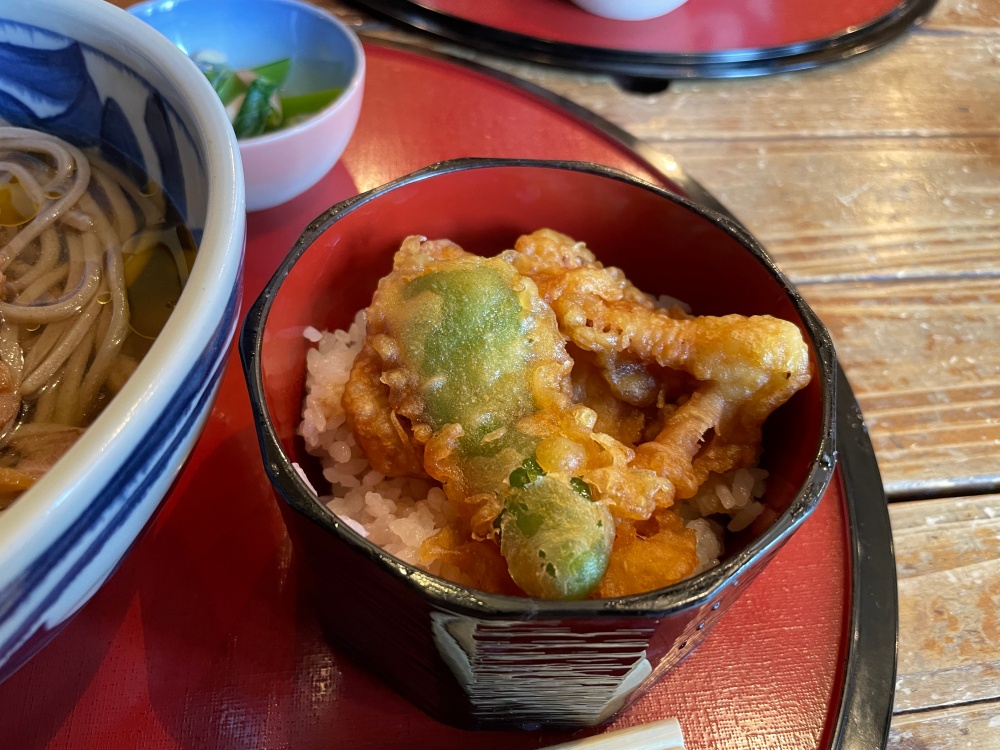 ミニイカゲソ天丼