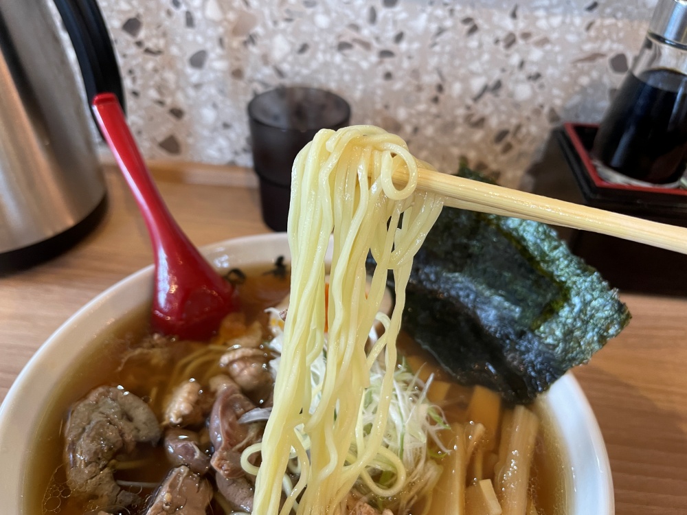 ストレートの細麺