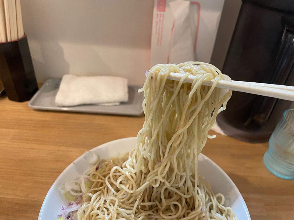 油そばの細麺