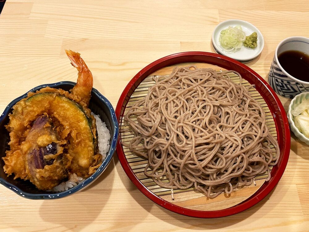 田舎そばとミニ天丼