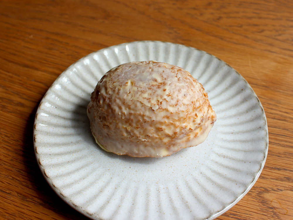 購入したレモンケーキ