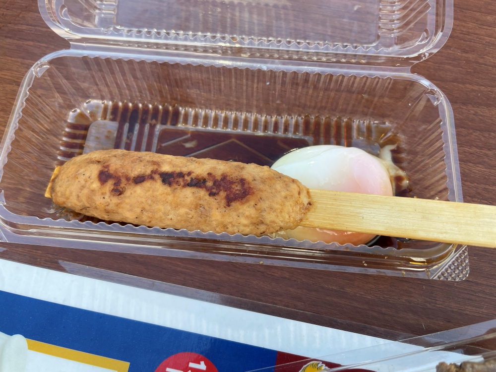 比内地鶏温玉つくね串