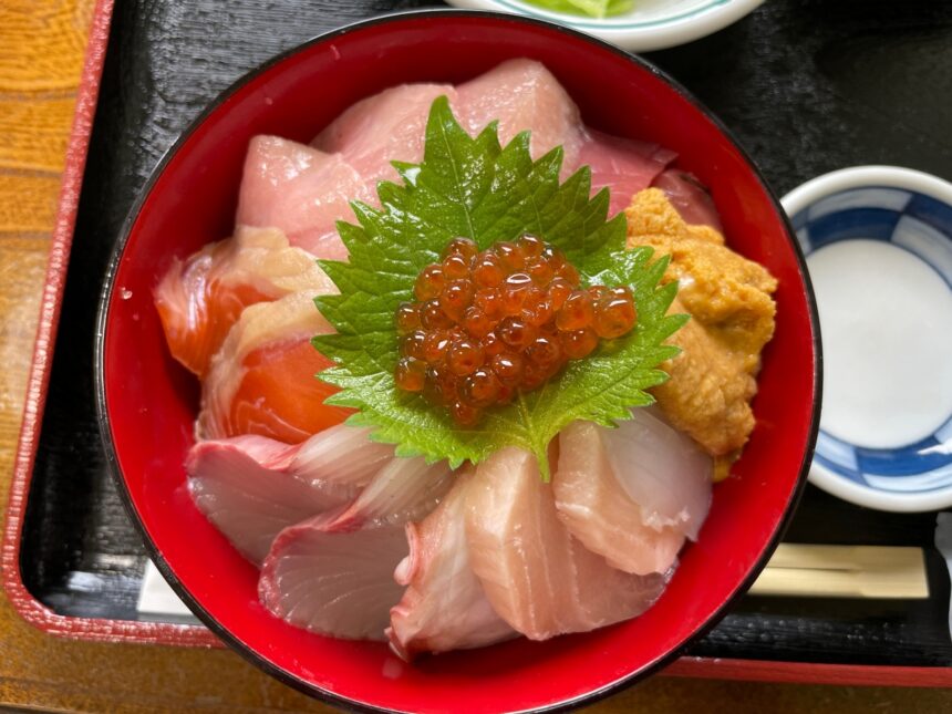 海鮮食堂ととや