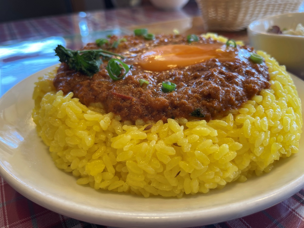 ボリューム満点の大盛りキーマ