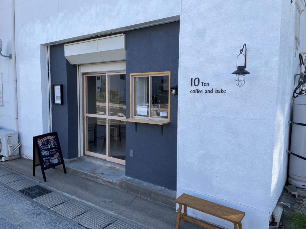 Ten coffee and bakeの外観