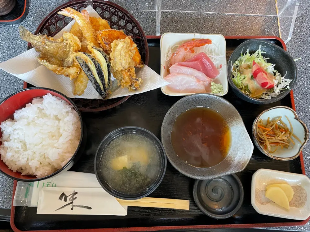 和食 魚靖の天ぷら定食