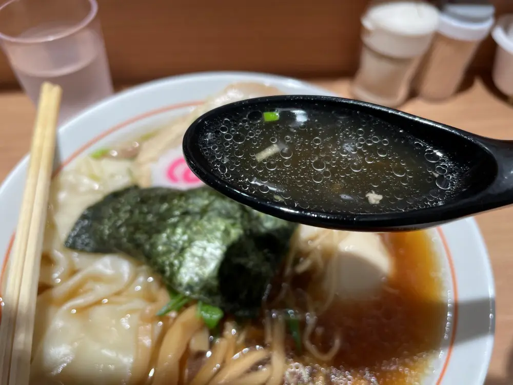 コクのある無化調スープ