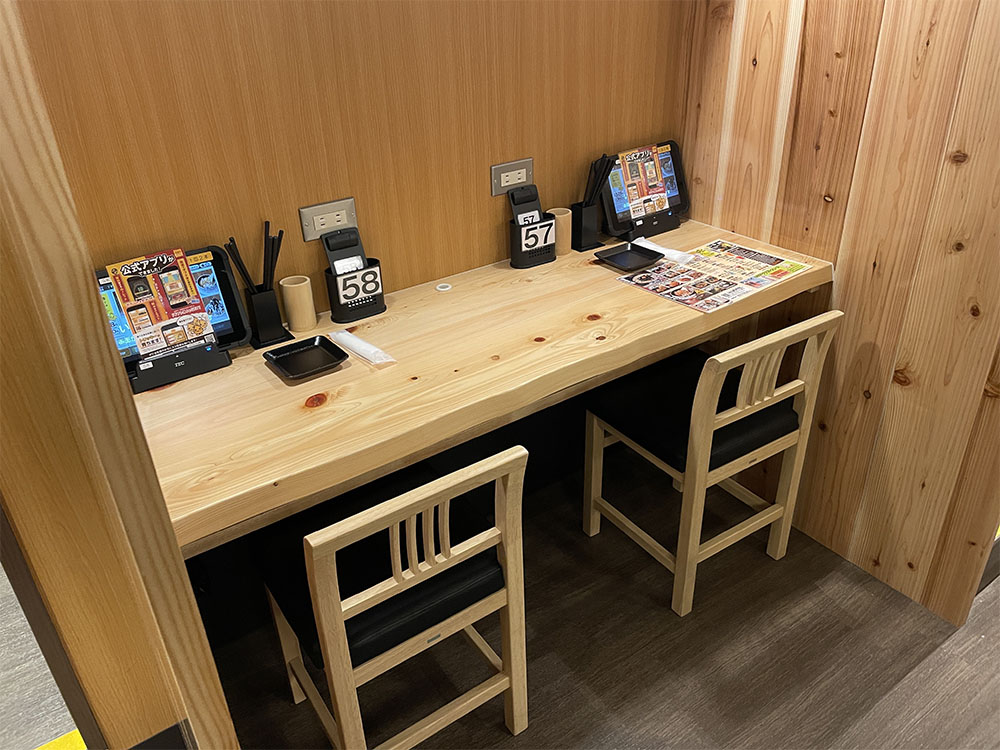 カウンター席の様子