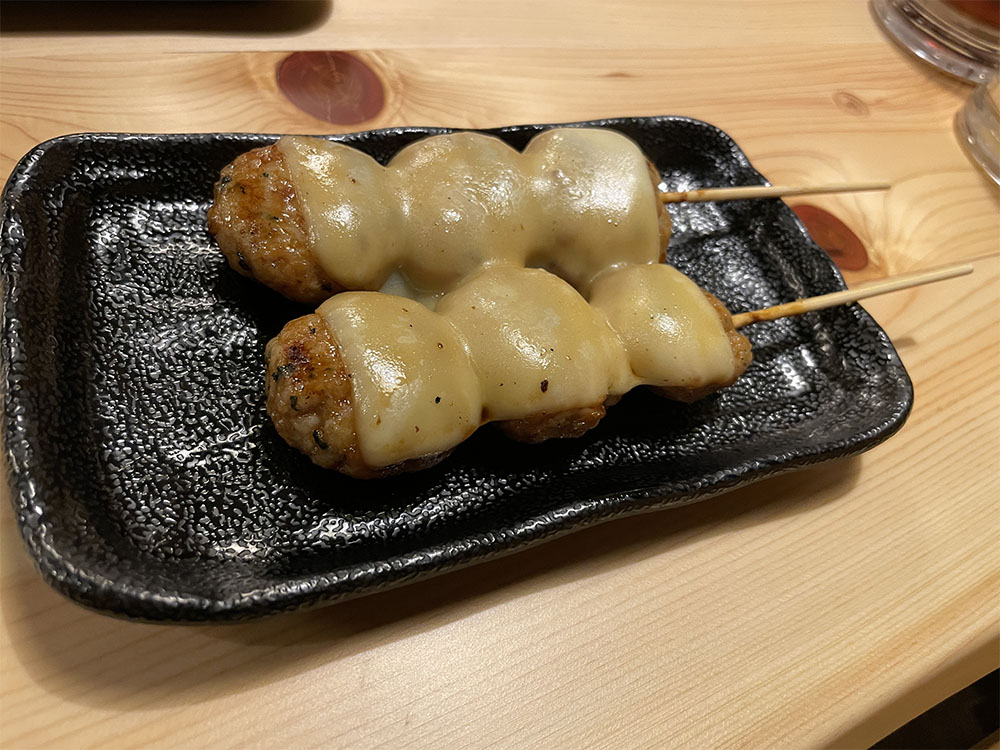 鳥貴族のチーズつくね