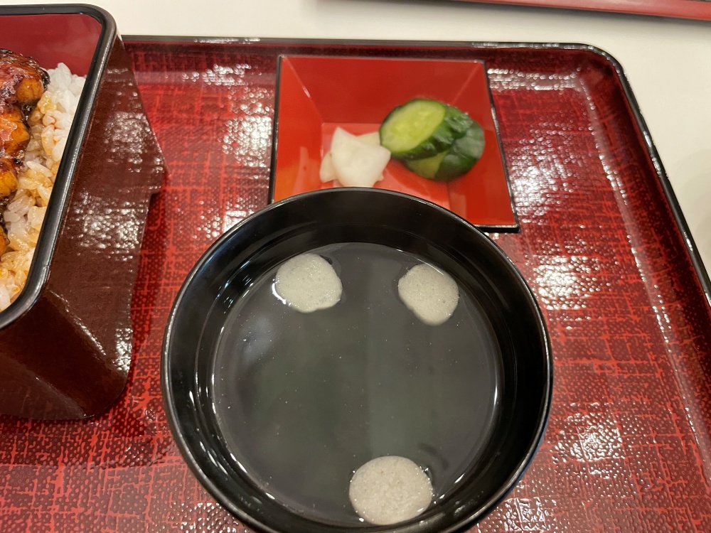 お吸い物とお新香