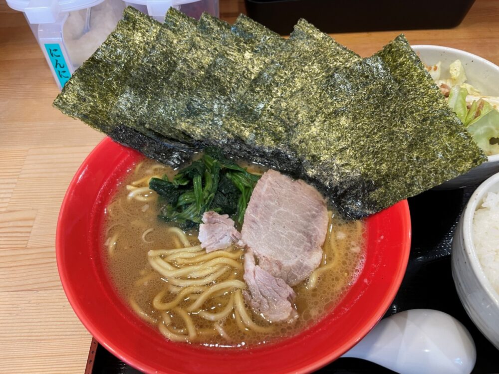 吉祥寺 武蔵家監修の家系ラーメン