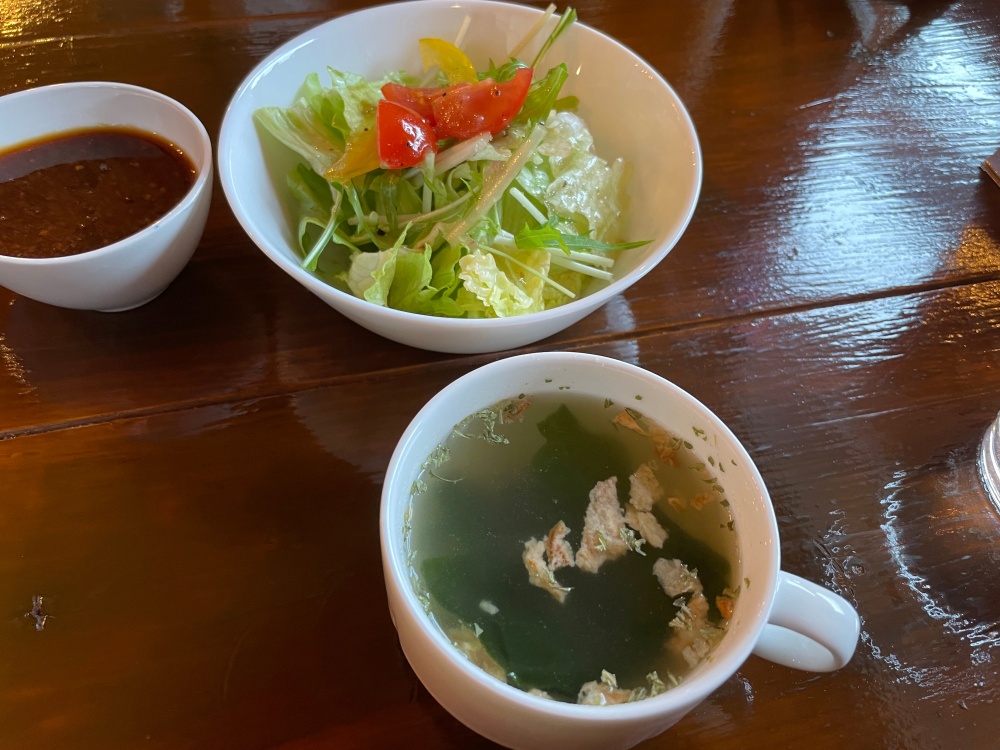 スープとサラダ