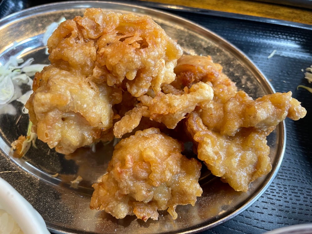 揚げたての唐揚げ