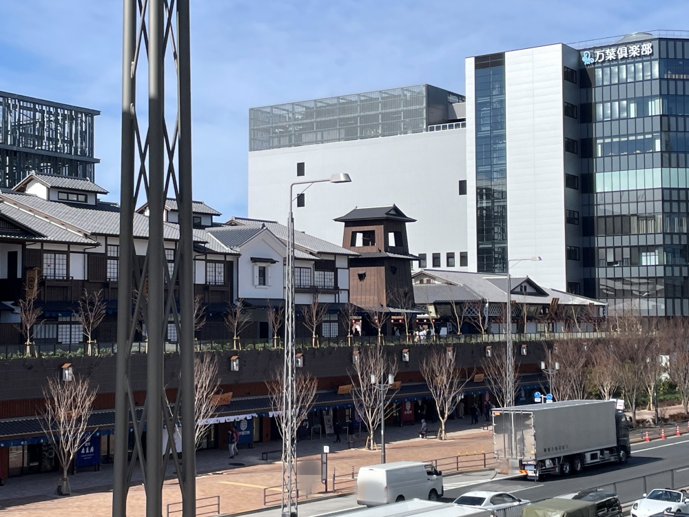 豊洲 千客万来の外観