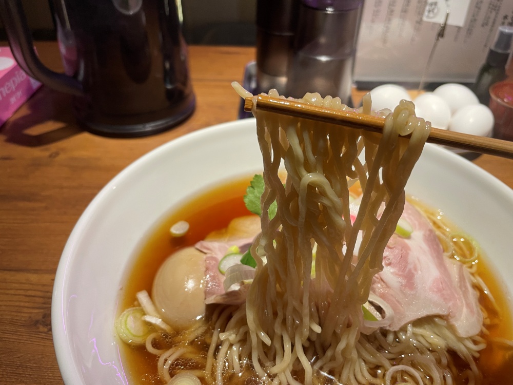 ちゅるんとした中太麺