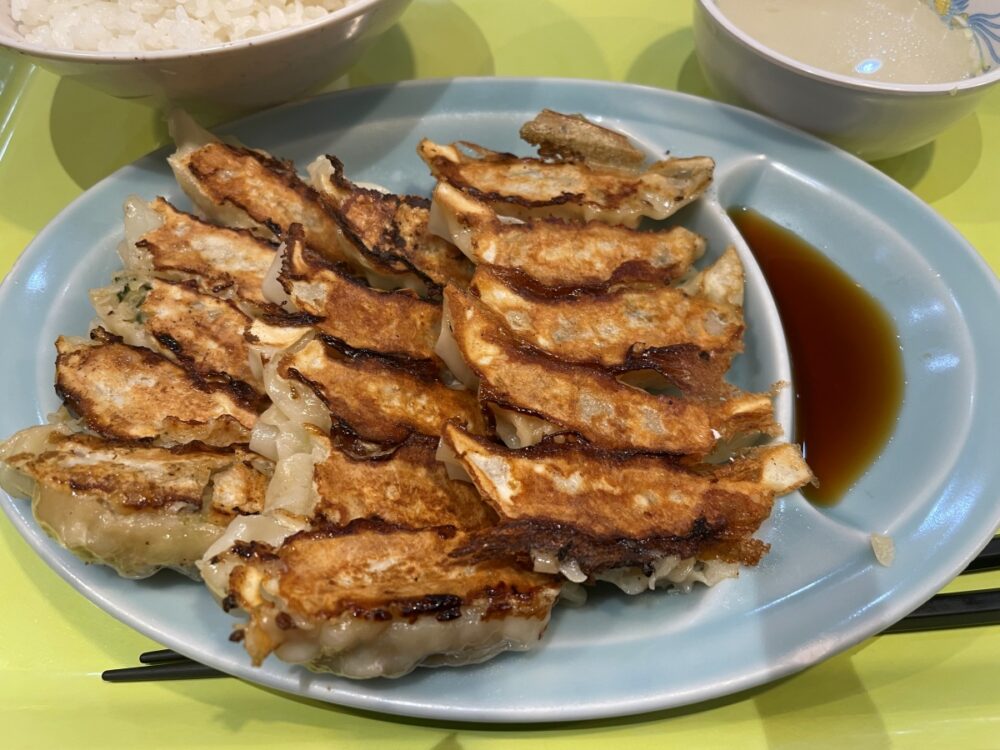 山盛り餃子15個